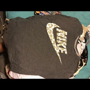 Nike tee
